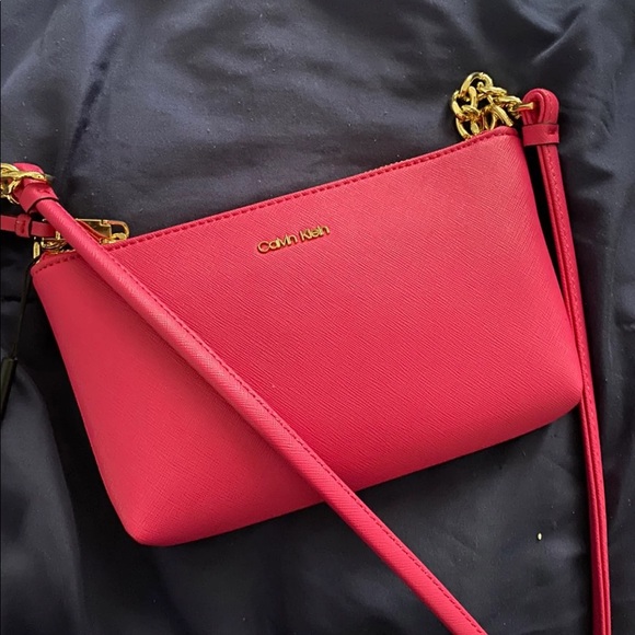Calvin Klein Pink Crossbody bag - Picture 2 of 4
